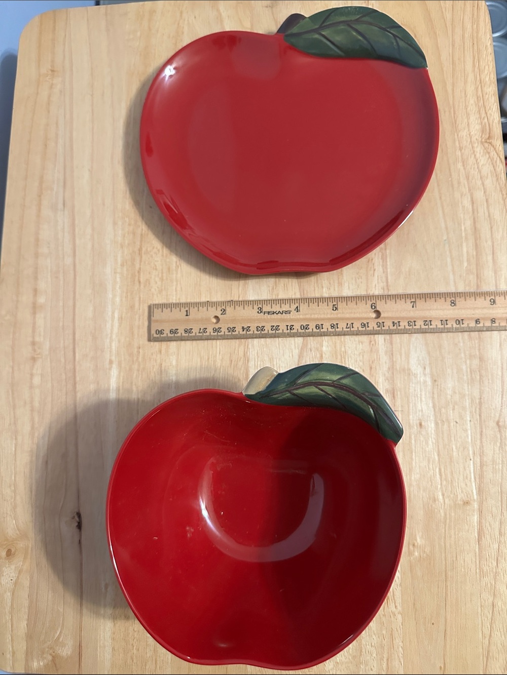 Red Apple Melamine Cereal Bowl and Plate Set
